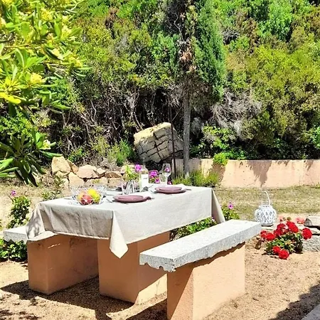 Casa Geranio - Villaggio Galanu Nyaraló *